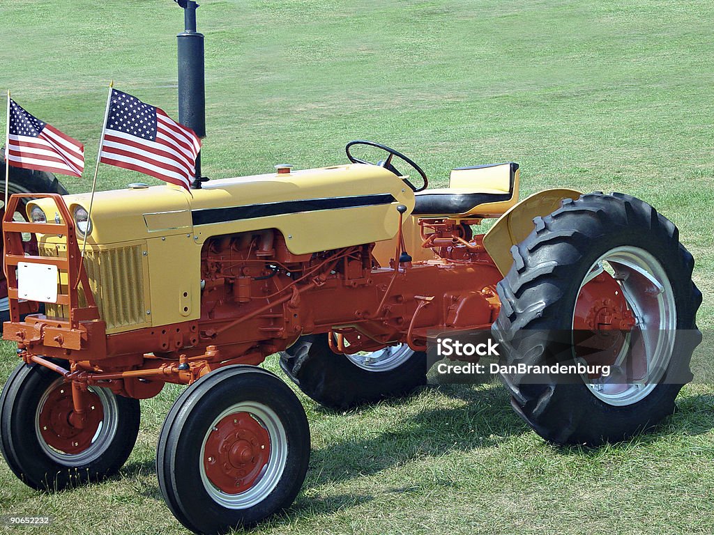 Jaune Tracteur - Photo de Agriculture libre de droits