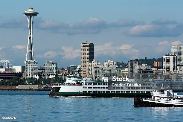 Fähre In Seattle Zur Olympichalbinsel Stockfoto und mehr Bilder von Seattle - Seattle, Fähre, Stadtsilhouette