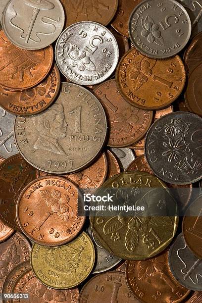 Münzen Stockfoto und mehr Bilder von Farbbild - Farbbild, Finanzen, Flussufer