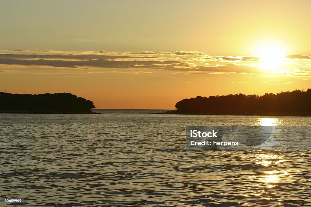 地中海に沈む夕日 - カラー画像のロイヤリティフリーストックフォト