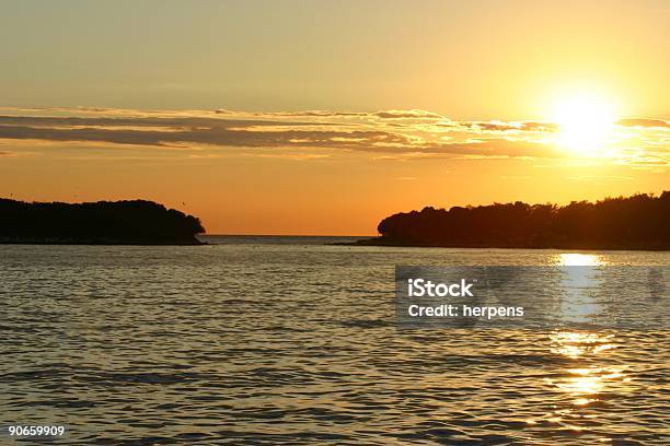 地中海に沈む夕日 - カラー画像のストックフォトや画像を多数ご用意 - カラー画像, クロアチア, バケーション