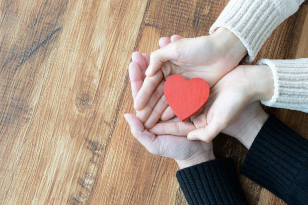 istock Good relationship between man and woman 906622106