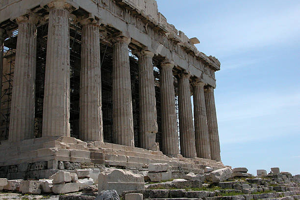 antica acropoli, il partenone di atene - copy space minerva greek culture athens greece foto e immagini stock