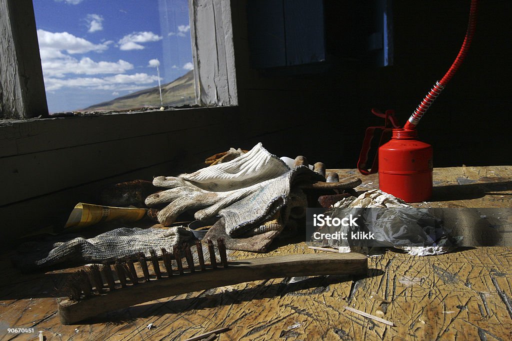 Embarcadero desierto estacionamiento en ghost town - Foto de stock de Petróleo libre de derechos