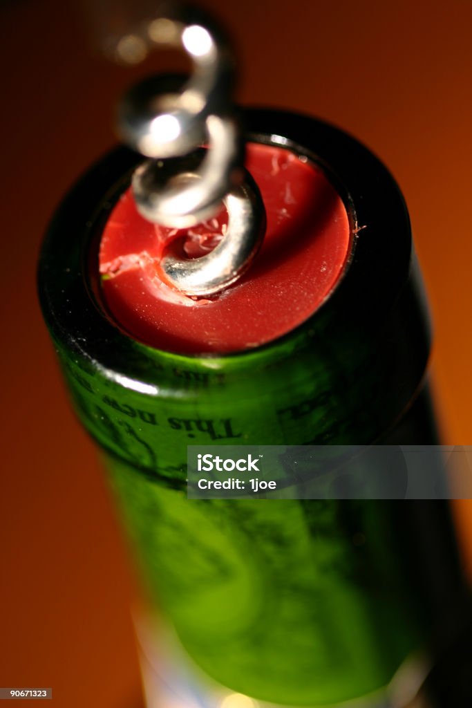 Tire-bouchon de bouteille de vin gros plan sur le - Photo de Alcool libre de droits