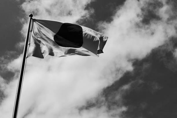 the japanese flag　hinomaru - symbols of peace fotos imagens e fotografias de stock