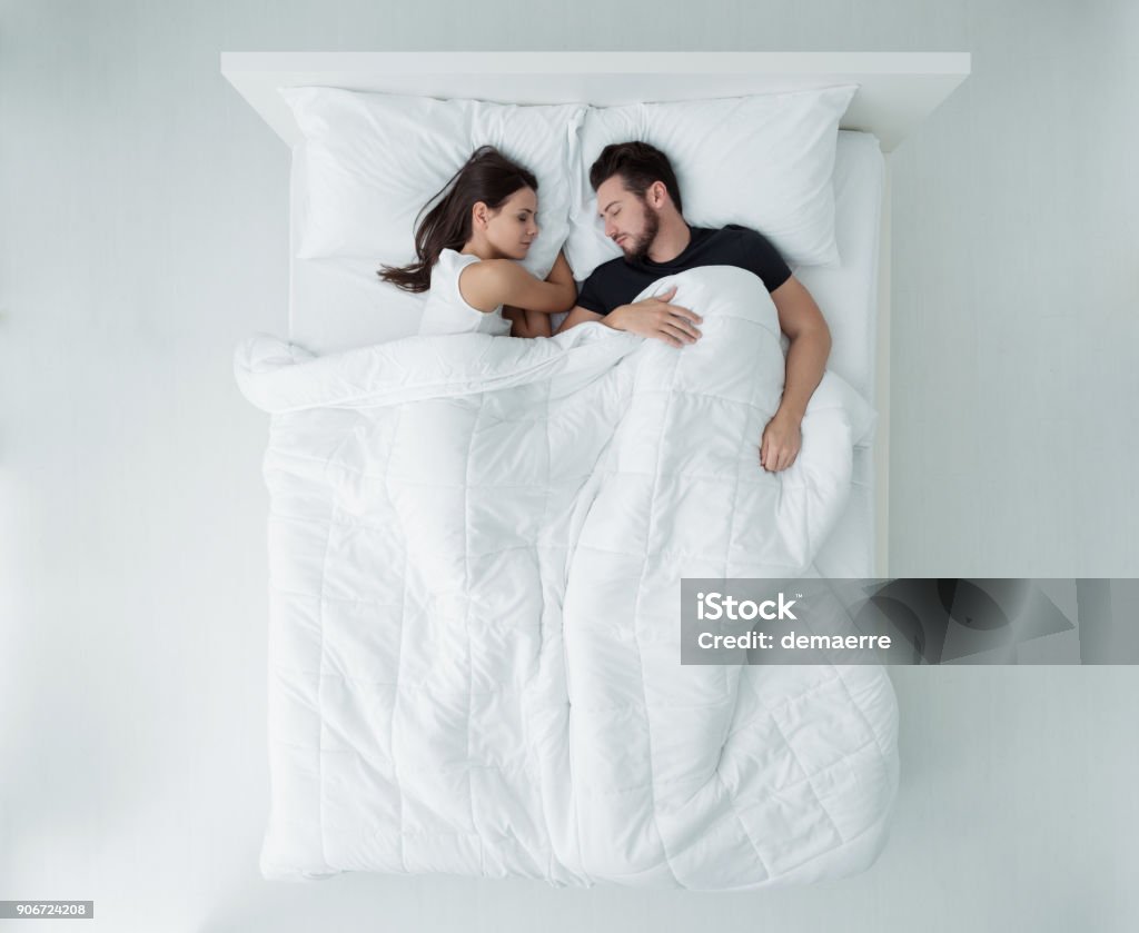 Paar im Bett  - Lizenzfrei Schlafen Stock-Foto