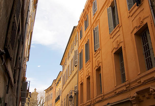 istock French Buildings, Aix en Provence 90675381