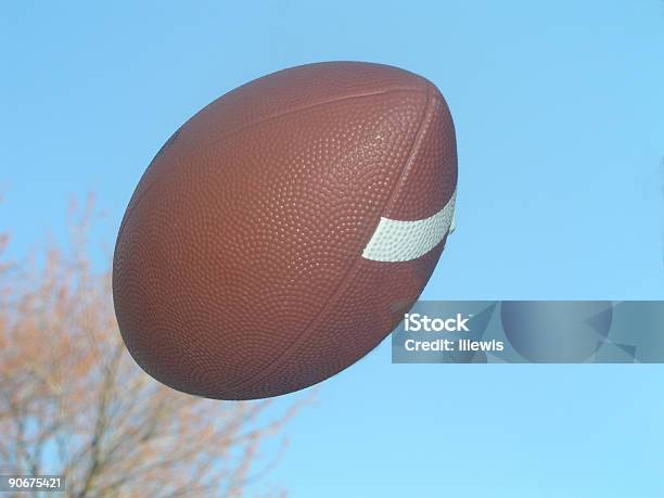 フットボールの空気 - アメフトボールのストックフォトや画像を多数ご用意 - アメフトボール, アメリカンフットボール, 動き