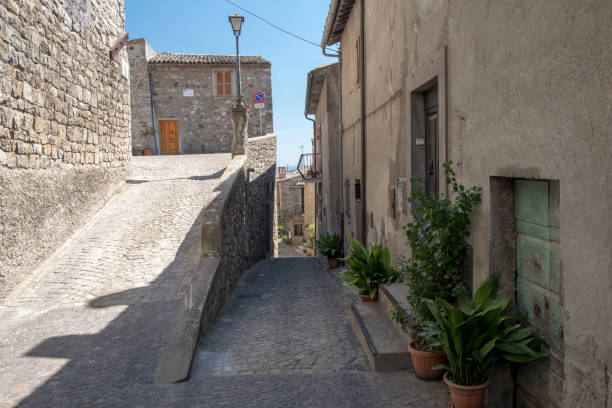 istock Historic town of Baschi (Umbria, Italy) 906777358
