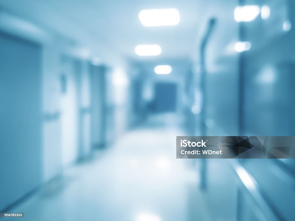 Corridoio ospedaliero sfocato - Foto stock royalty-free di Ospedale