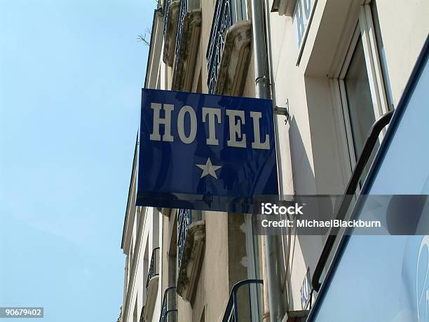 Luoghifrancia Parigi Una Stella Di Lusso - Fotografie stock e altre immagini di Albergo - Albergo, Stella, Due oggetti