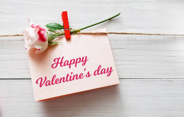 istock Valentine day background, card on wood 906797772