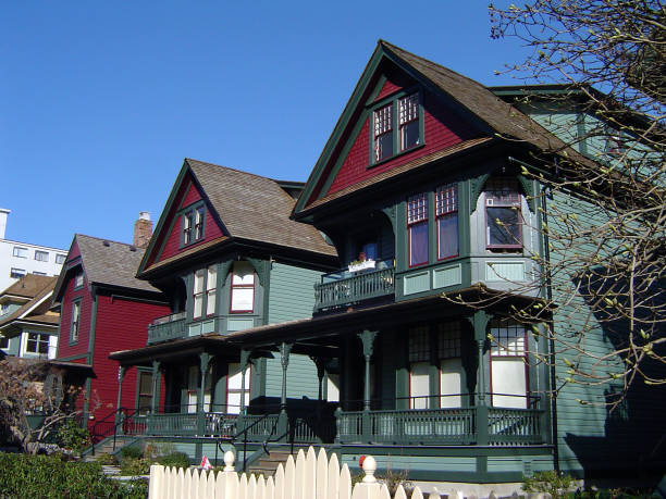 istock Old Urban Houses 90680043