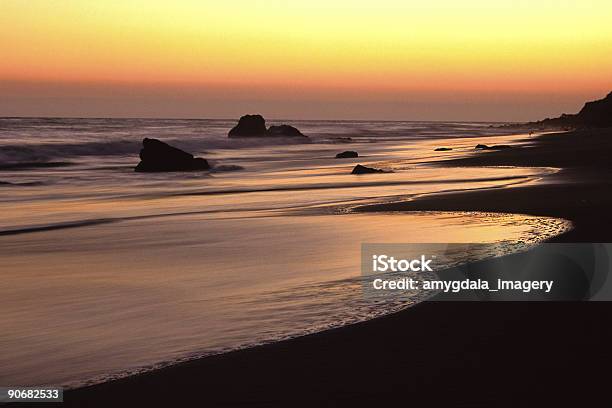 Foto de Mar Ao Pôr Do Sol Paisagem De Praia e mais fotos de stock de Califórnia - Califórnia, Exposição Longa, Litoral