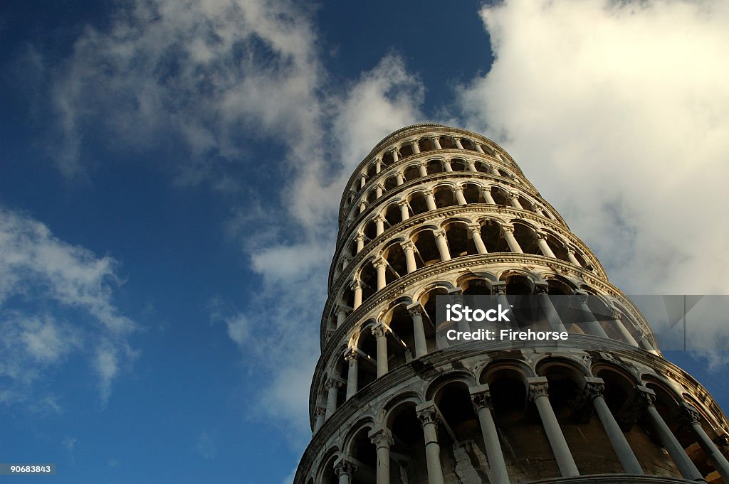 Torre di Pisa - Foto stock royalty-free di Angolo - Forma