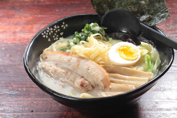 istock japanese noodles 906846928