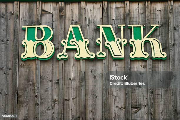 Western Banca Foto de stock y más banco de imágenes de Actividades bancarias - Actividades bancarias, Banco - Edificio financiero, Oeste