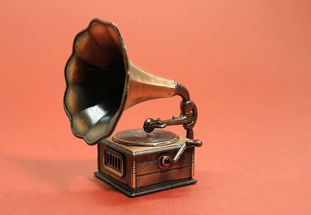 phonograph, gramófono - gramófono fotografías e imágenes de stock
