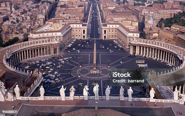 St Peters Square In Vatikanstadt Stockfoto und mehr Bilder von Vatikan - Vatikan, Altertümlich, Architektur