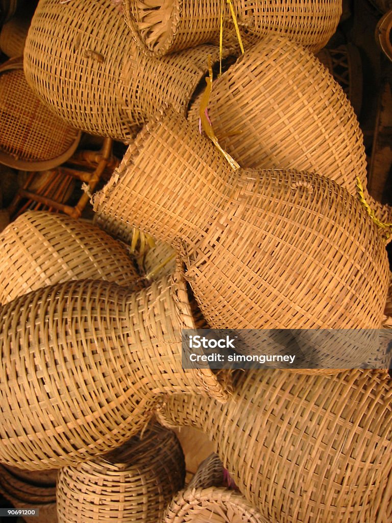 Cestas no mercado de rua laos - Foto de stock de Artesanato royalty-free