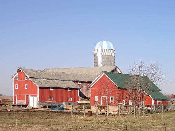 istock Americana - Midwestern U.S. Farm with horses 90692685