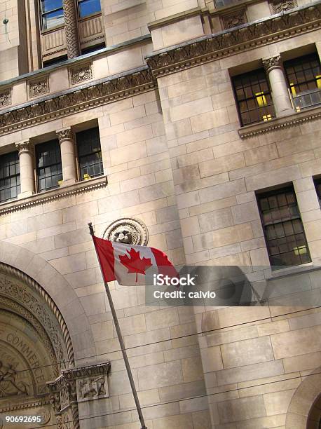 Foto de Comércio Nacional e mais fotos de stock de Banco - Edifício financeiro - Banco - Edifício financeiro, Bandeira, Canadá