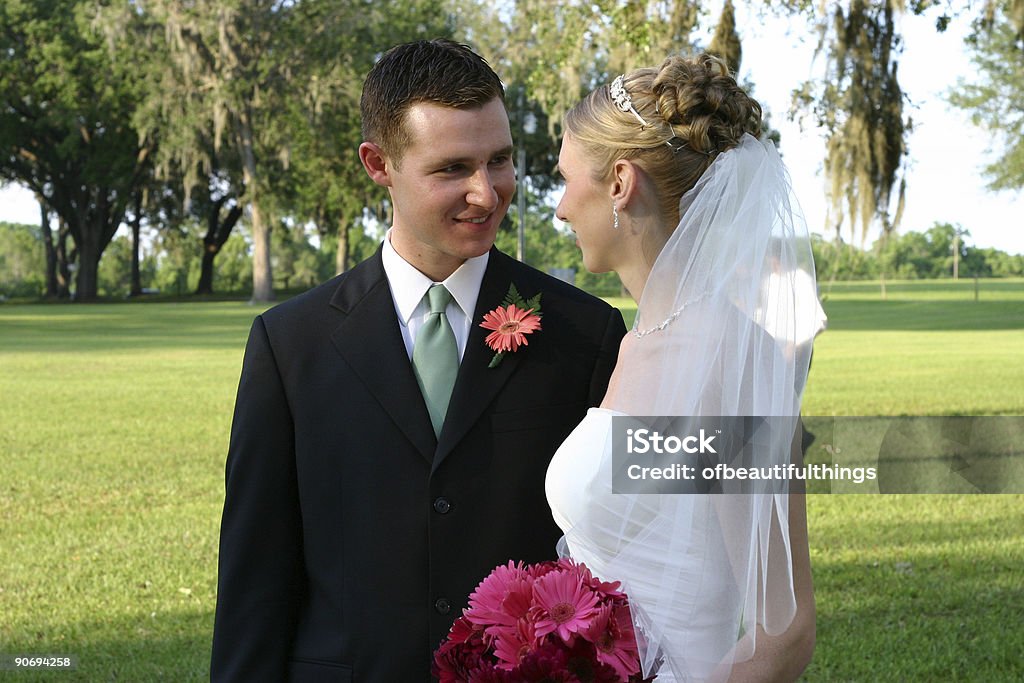 Невеста и жених, 7 - Стоковые фото Взаимосвязь роялти-фри