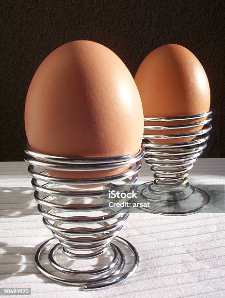 Zwei Eier Stockfoto und mehr Bilder von Beige - Beige, Ei, Farbbild