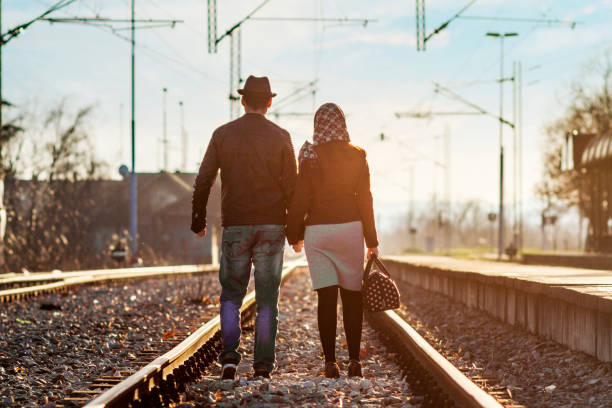 istock Young married couple traveling 906972520