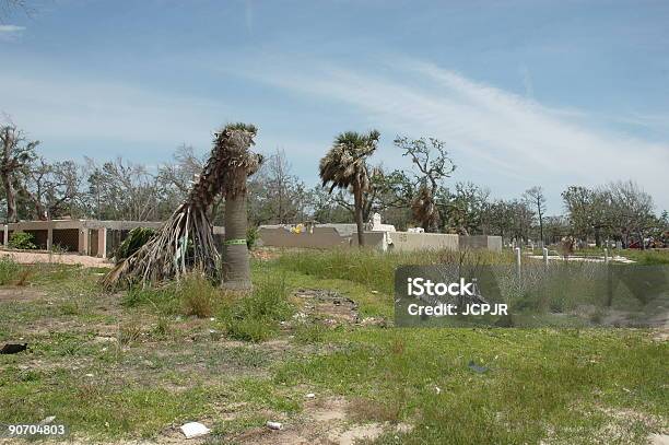 Hurricane Katrina Stock Photo - Download Image Now - Mansion, Mississippi, 2004