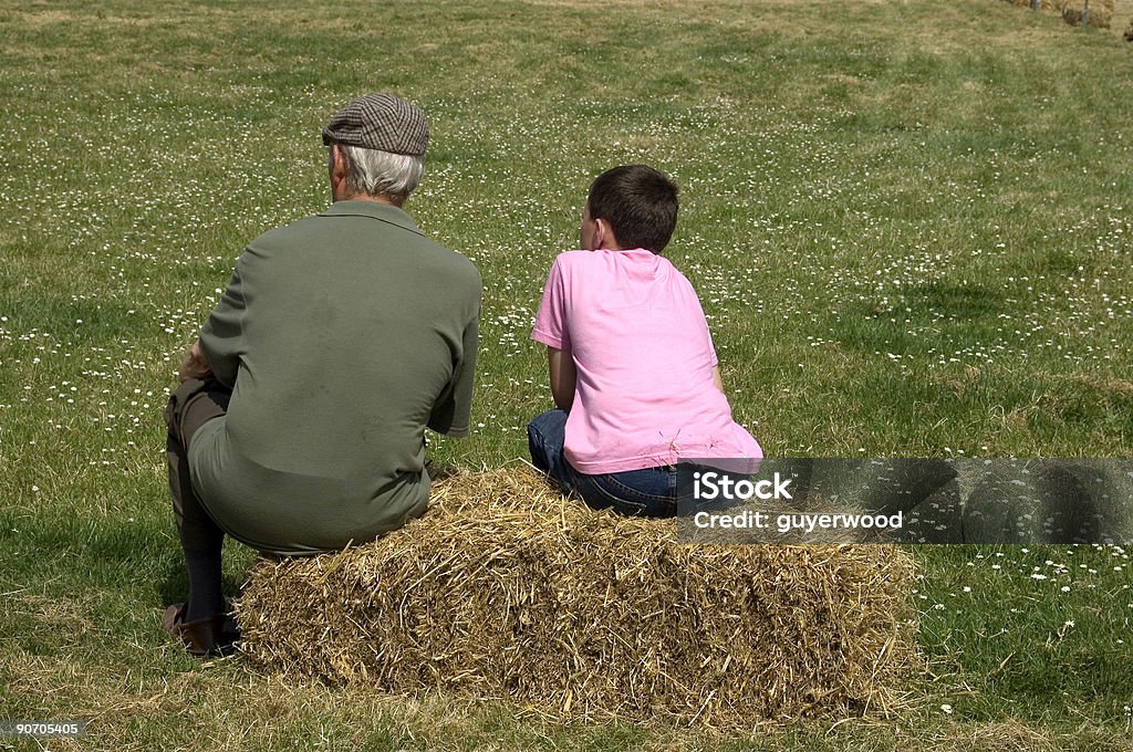 Un homme et un garçon - Photo de Ferme - Aménagement de l'espace libre de droits