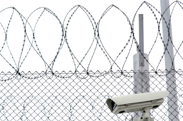 istock Detail of prison 907181002