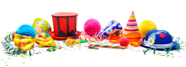 colores de fondo de cumpleaños o carnaval con artículos del partido aislado en blanco - fasching fotografías e imágenes de stock