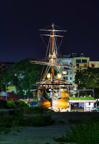 istock front view of the Pirate ship 907466110
