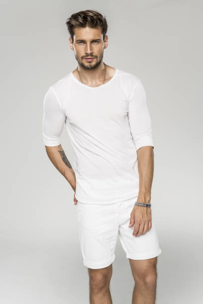 przystojny mężczyzna - underwear men t shirt white zdjęcia i obrazy z banku zdjęć