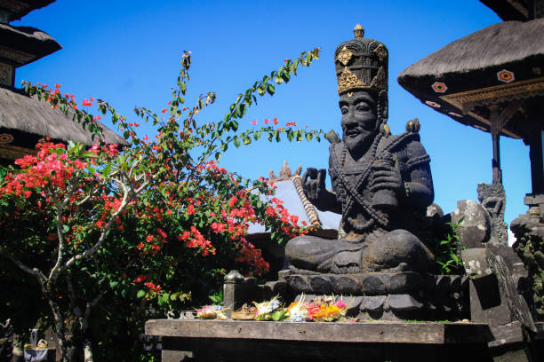 istock Balinese Taman Ayun Temple Bedogol Statues 907676682