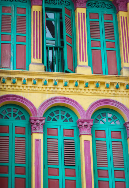 istock Colorful Walls in Chinatown 907689858