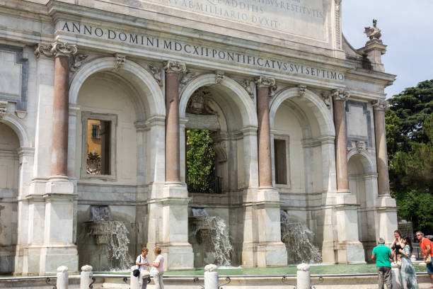 roma - la fontana acqua paola - fontana della dea roma fotografías e imágenes de stock