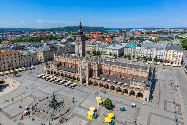 istock Cracow, Poland. Old town market square and Cloth Hall 907831736