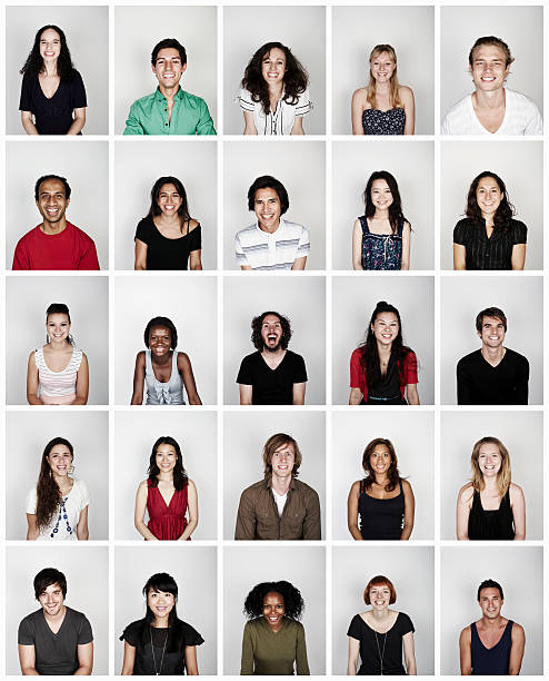 montage of a group of people smiling - grijze achtergrond fotos stockfoto's en -beelden