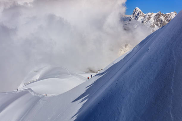 istock Climbers on the Mont Blanc massif 907876474