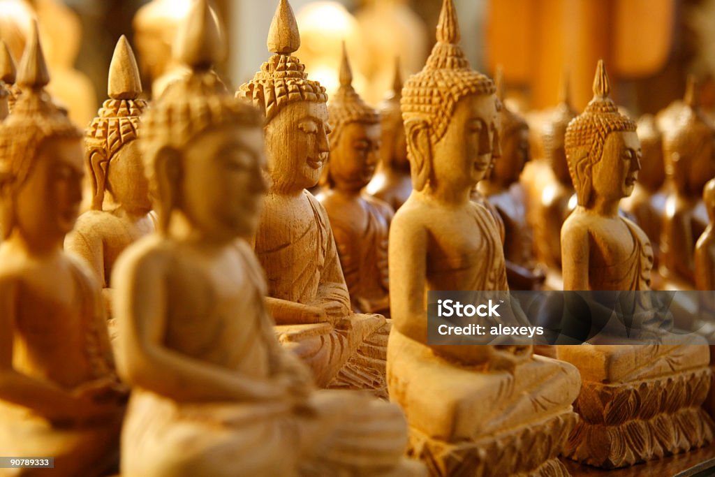 Drewniane Buddhas - Zbiór zdjęć royalty-free (Azja)