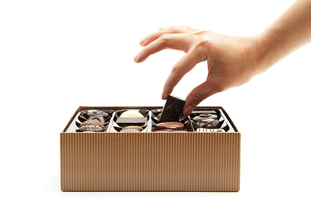 bombons de chocolate - chocolate candy gift package chocolate imagens e fotografias de stock
