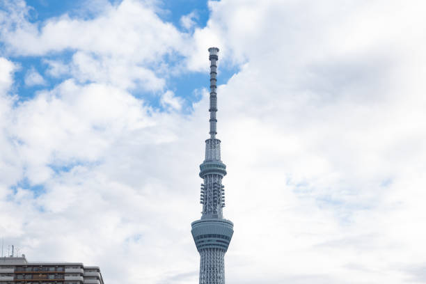 tokyo sky tree  - sky tree audio photos et images de collection