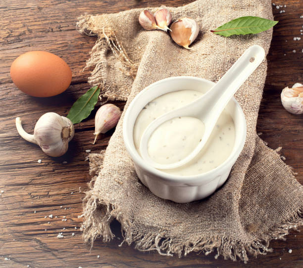 istock Bowl of Garlic sauce or mayonnaise 907962046