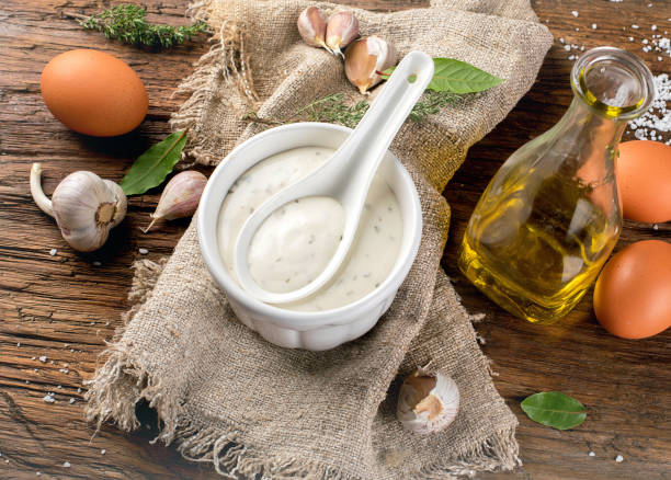 istock Bowl of Garlic sauce or mayonnaise 907962086