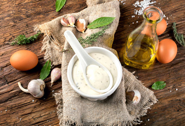 istock Bowl of Garlic sauce or mayonnaise 907962148