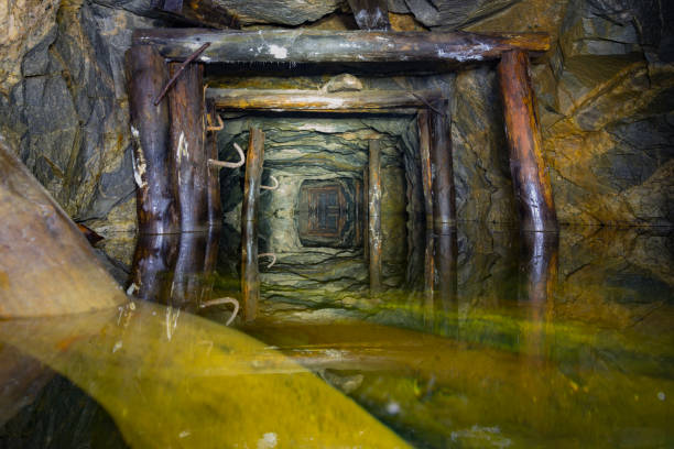 istock Flooded site in the old mine 907998552