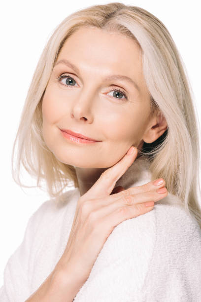 istock beautiful mature woman 908004954